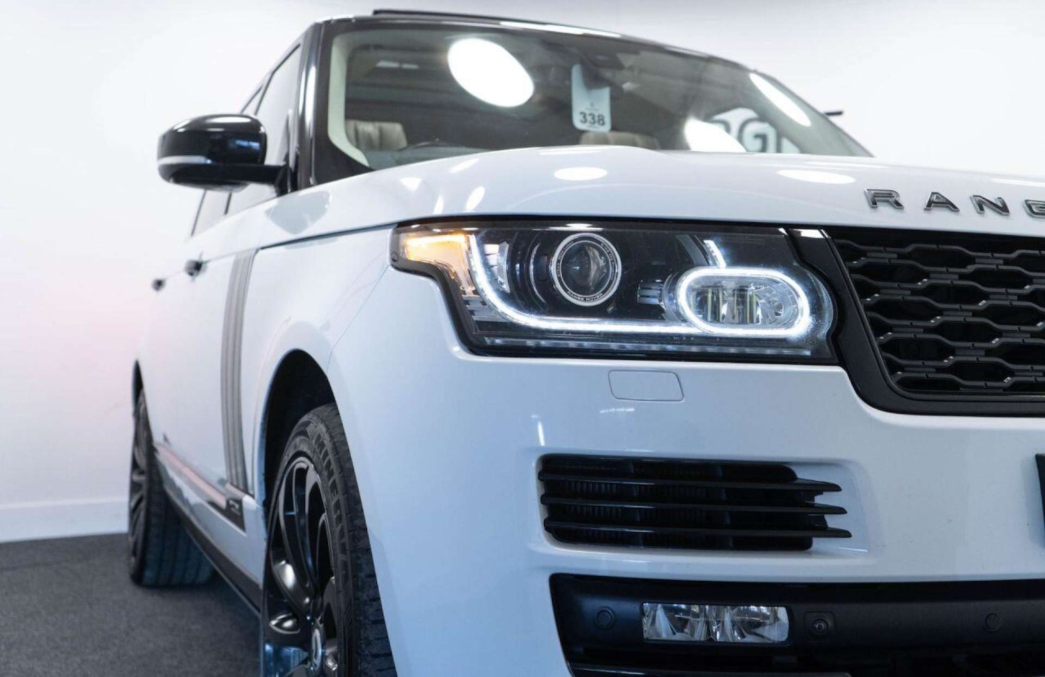 Used Land Rover Range Rover 2015 for sale - 77930730: Photo 12