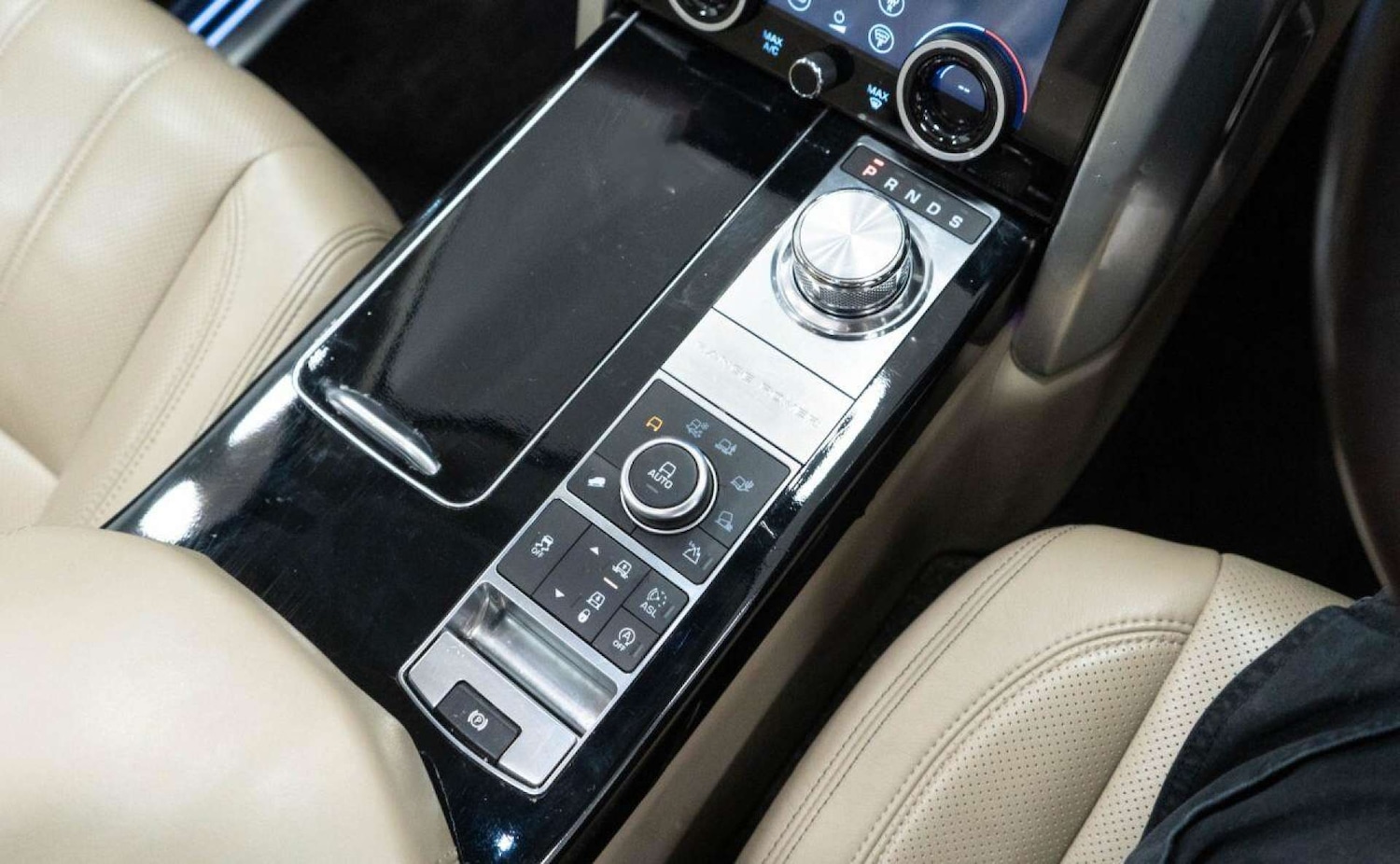 Used Land Rover Range Rover 2015 for sale - 77930730: Photo 35