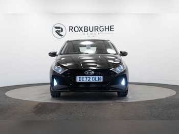 Used Hyundai i20 2022 for sale - 76686007: Photo