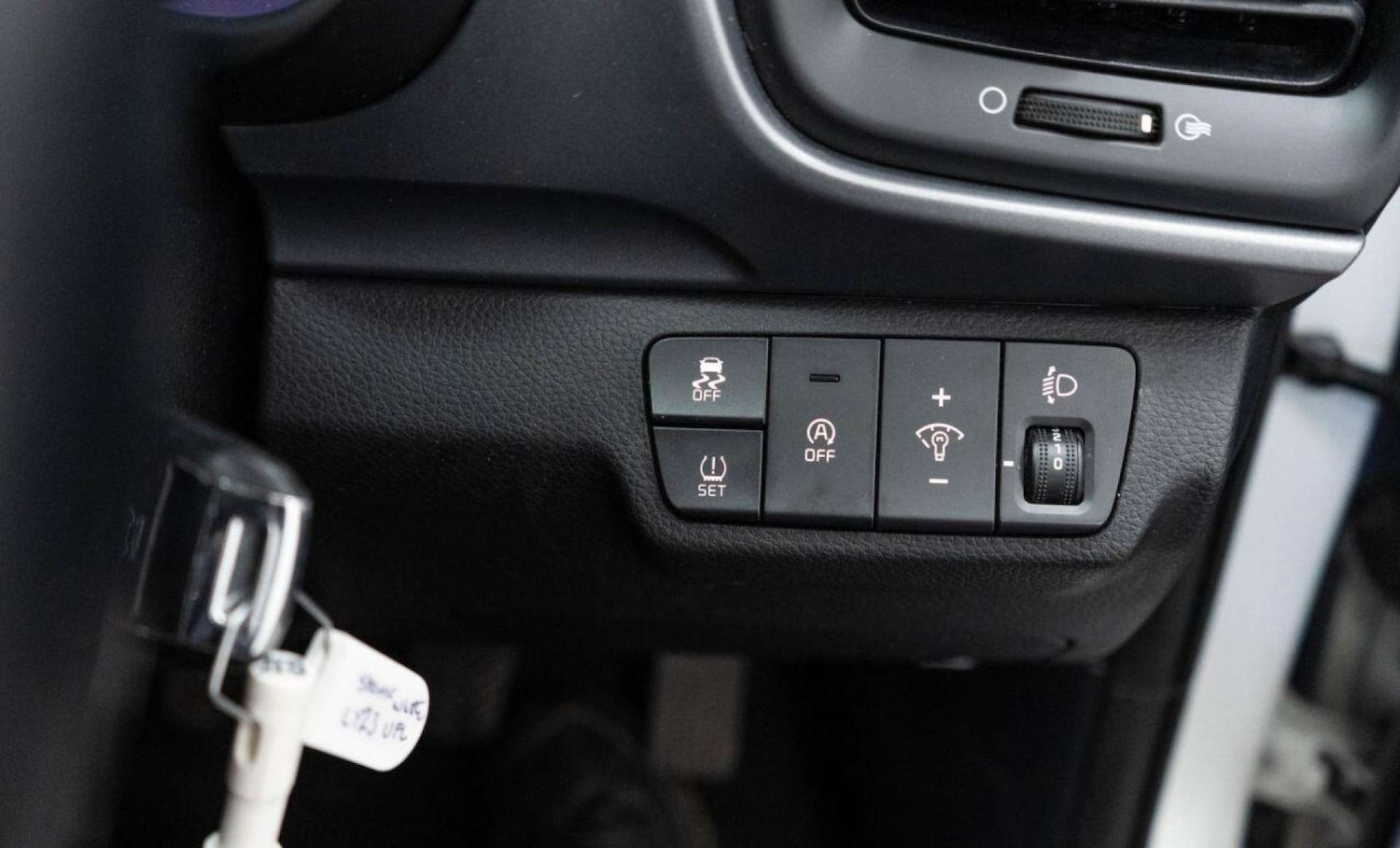 Used Kia Stonic 2023 for sale - 78003798: Photo 22