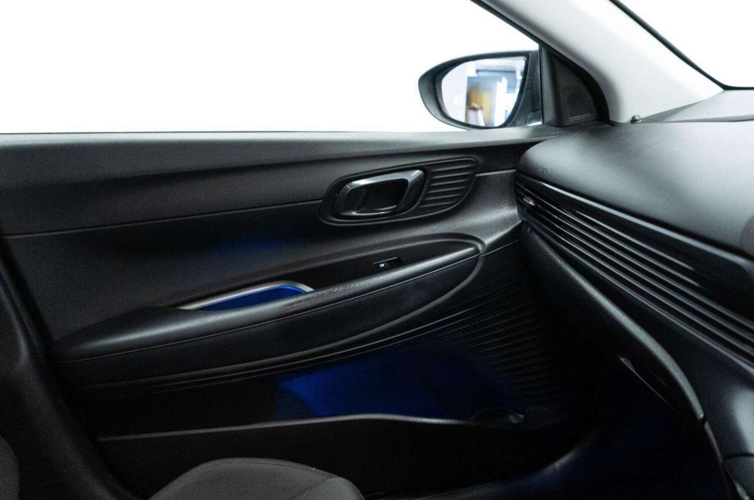 Used Hyundai BAYON 2023 for sale - 77930805: Photo 32