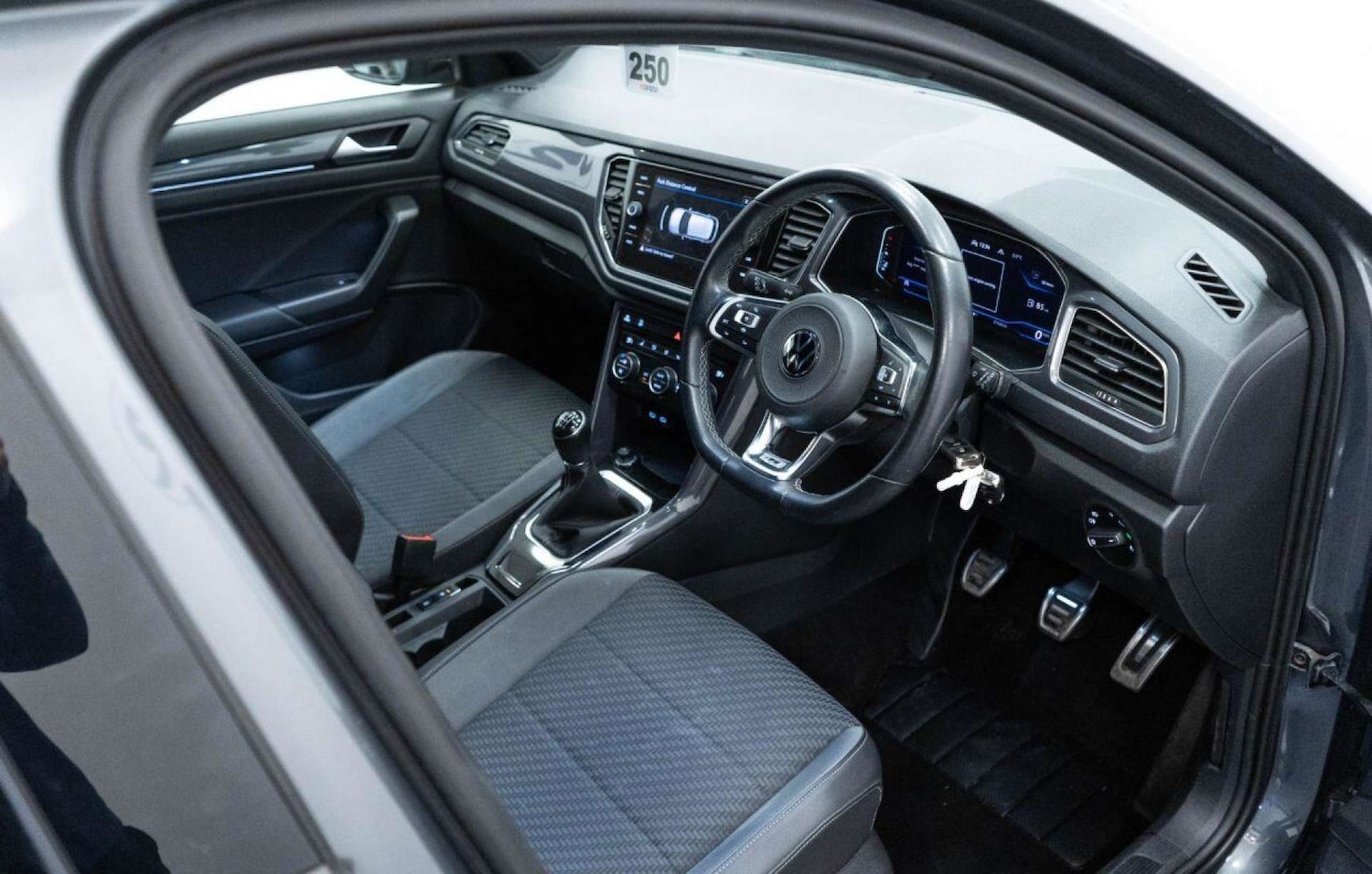 Used Volkswagen T-Roc 2021 for sale - 77930893: Photo 17