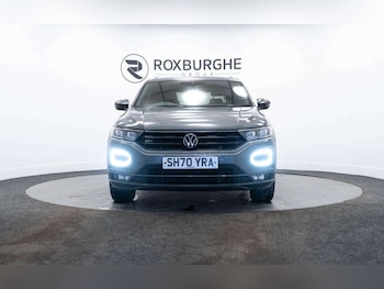 Used Volkswagen T-Roc 2021 for sale - 77930893: Photo