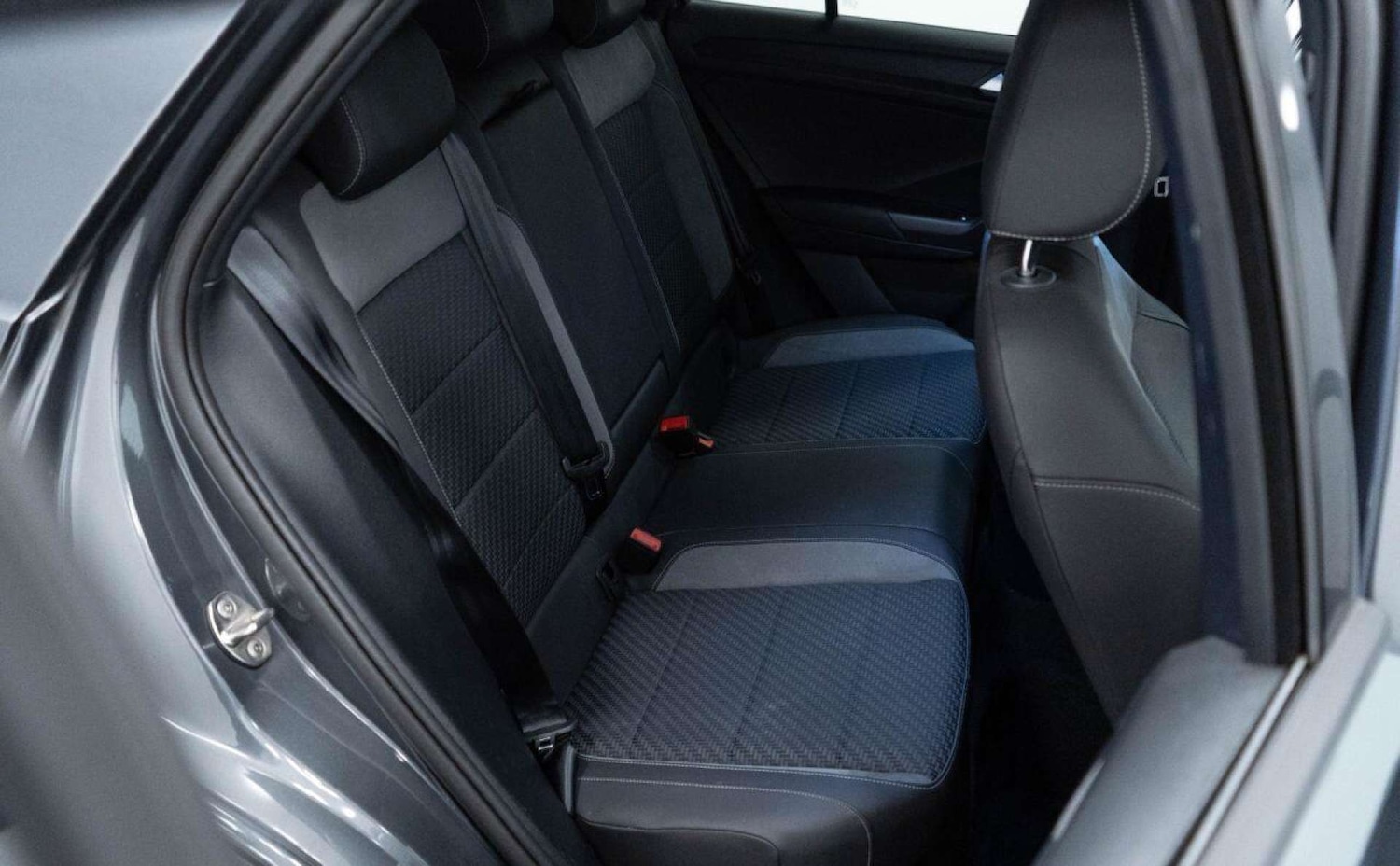 Used Volkswagen T-Roc 2021 for sale - 77930893: Photo 31