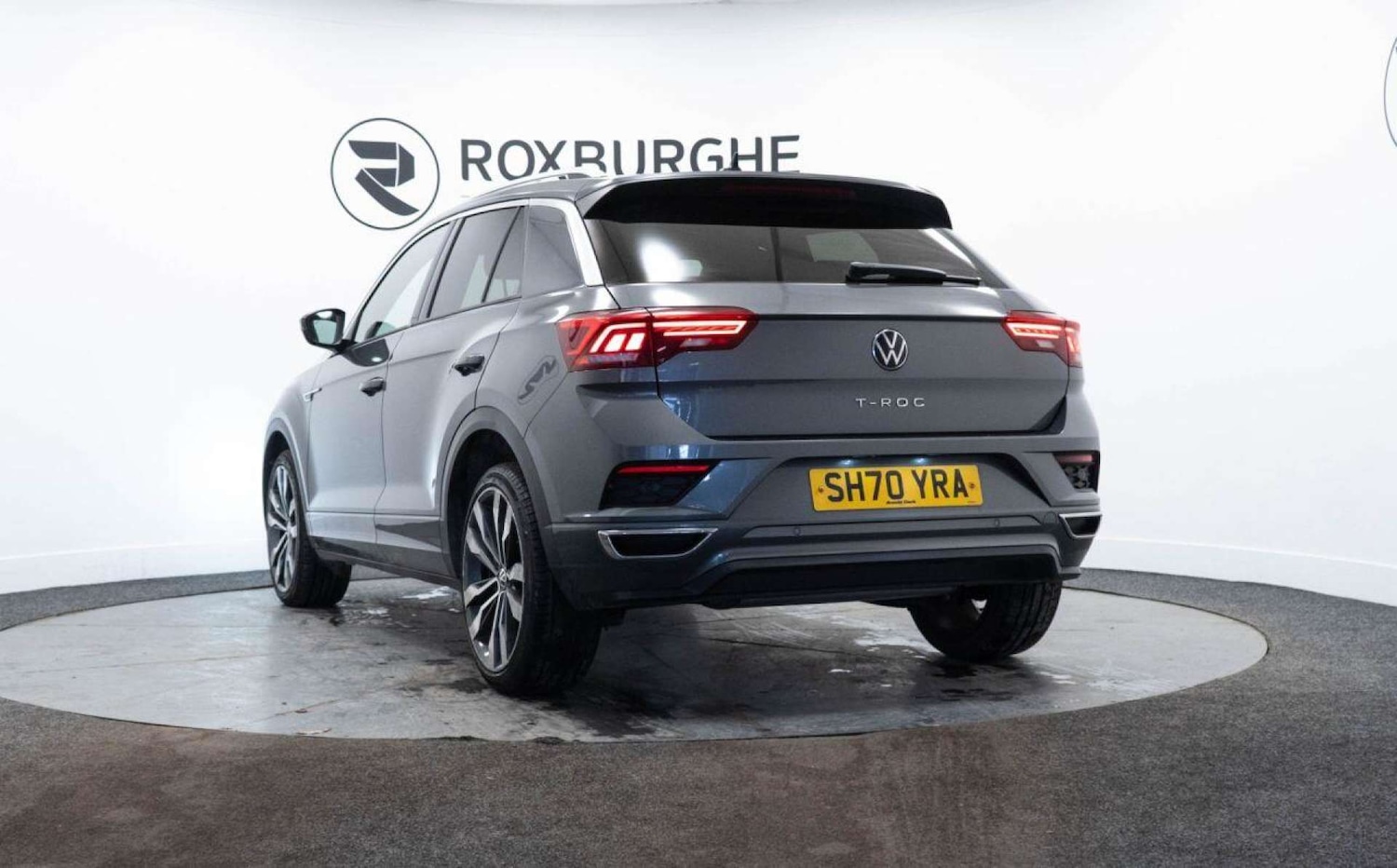 Used Volkswagen T-Roc 2021 for sale - 77930893: Photo 8