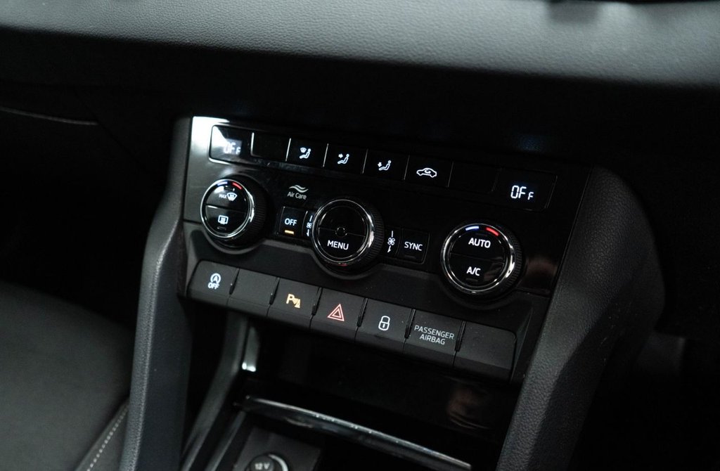 Used Skoda Karoq 2021 for sale - 76162689: Photo 29