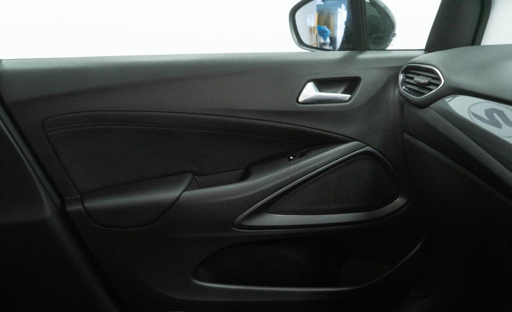 Used Vauxhall Crossland 2022 for sale - 76867296: Photo 31