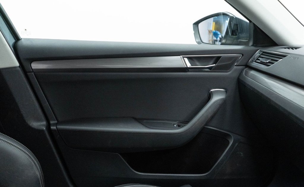 Used Skoda Superb 2020 for sale - 77301931: Photo 32