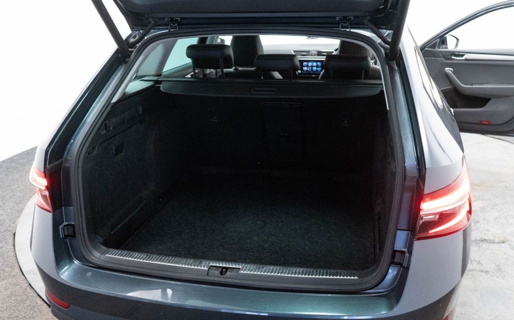 Used Skoda Superb 2020 for sale - 77301931: Photo 35
