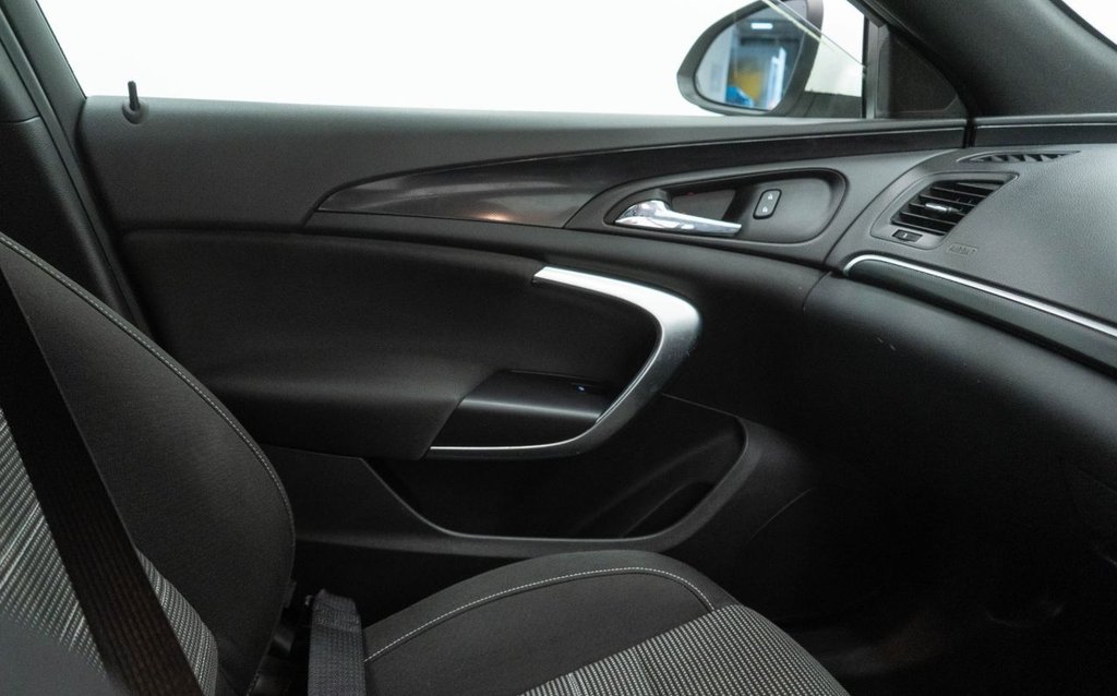 Used Vauxhall Insignia 2016 for sale - 76536001: Photo 27