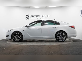 Used Vauxhall Insignia 2016 for sale - 76536001: Photo