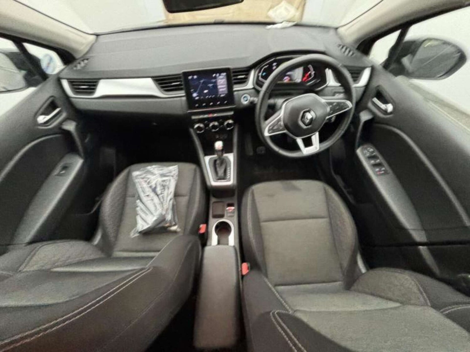 Used Renault Captur 2022 for sale - 77930651: Photo 3