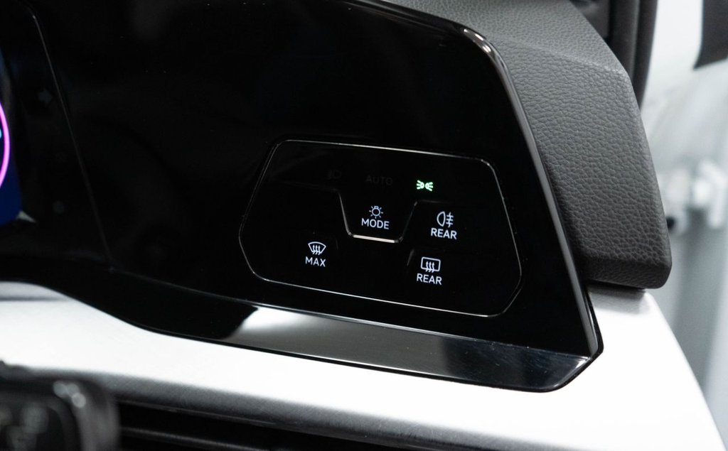 Used Volkswagen Golf 2023 for sale - 77719651: Photo 24