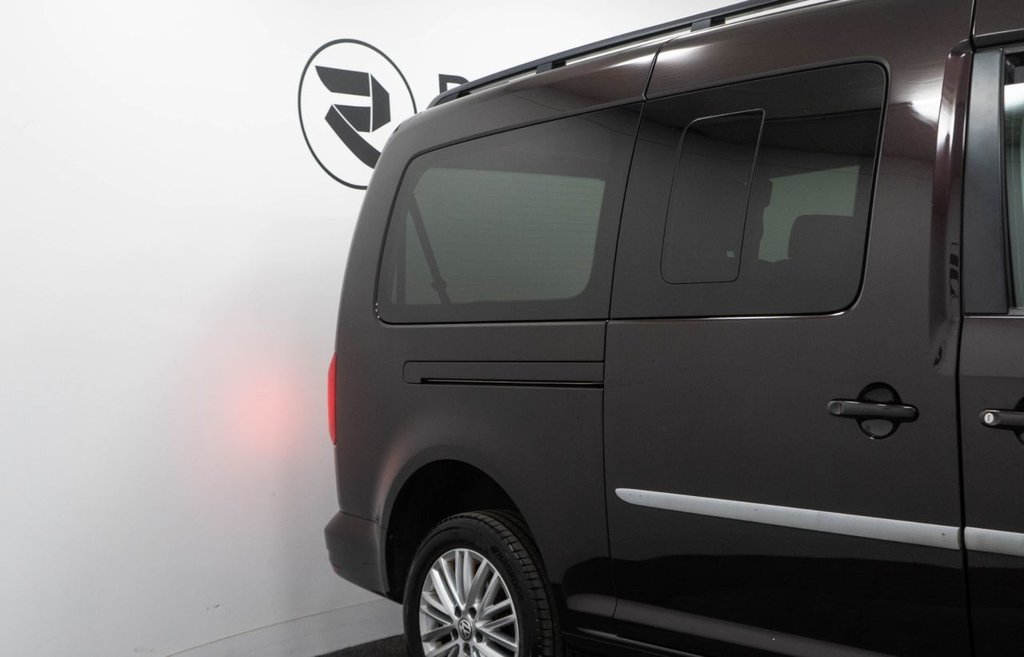 Used Volkswagen Caddy Maxi Life 2018 for sale - 76496211: Photo 14