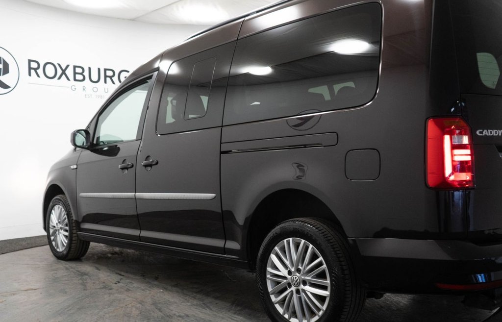 Used Volkswagen Caddy Maxi Life 2018 for sale - 76496211: Photo 19