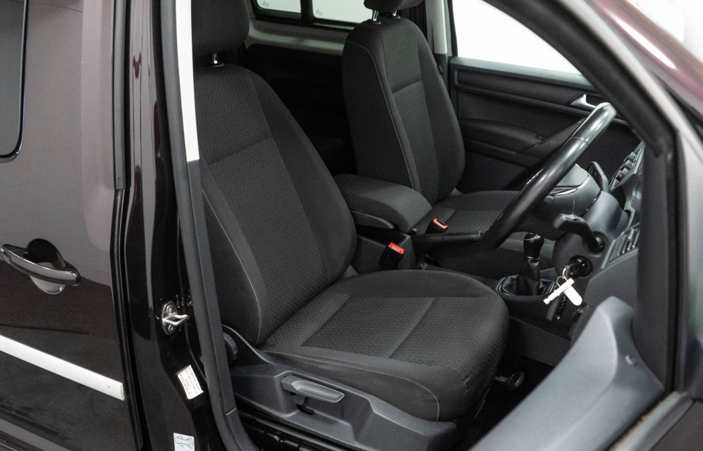 Used Volkswagen Caddy Maxi Life 2018 for sale - 76496211: Photo 22