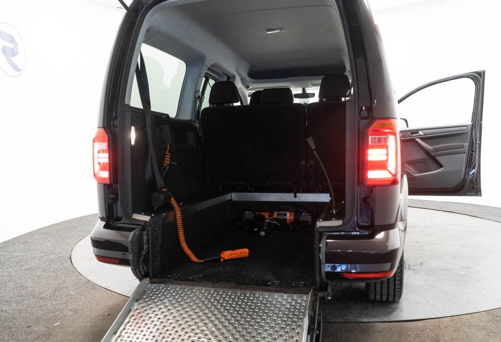 Used Volkswagen Caddy Maxi Life 2018 for sale - 76496211: Photo 34