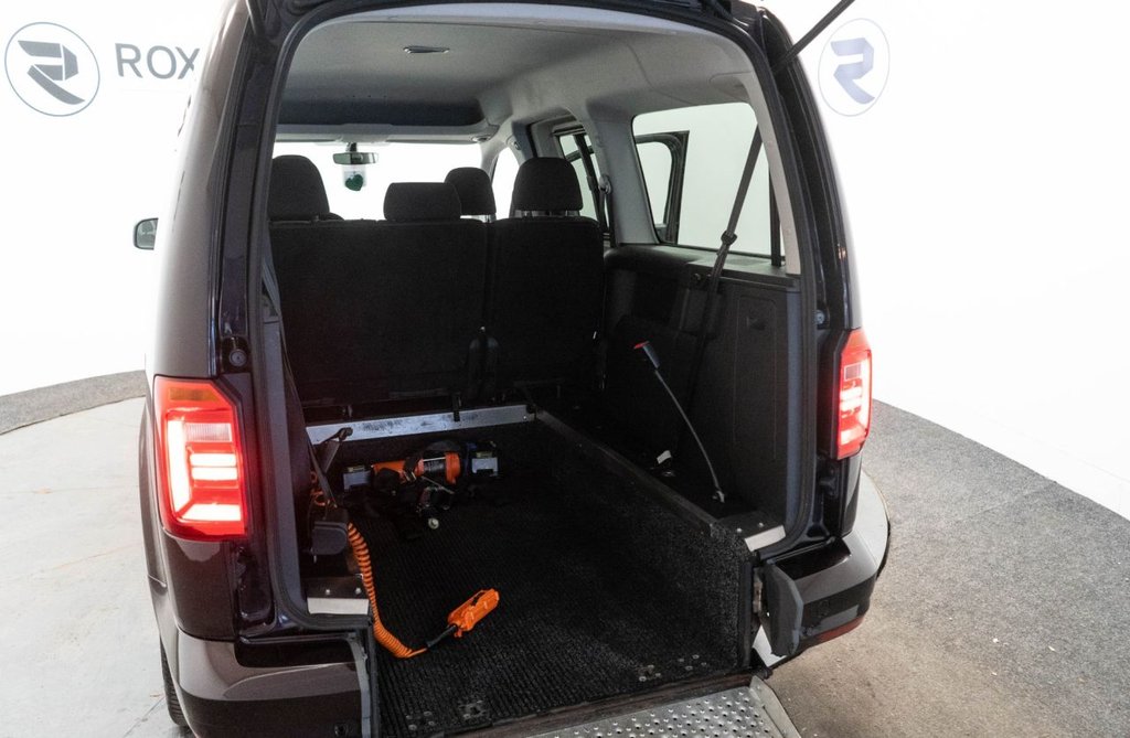 Used Volkswagen Caddy Maxi Life 2018 for sale - 76496211: Photo 35