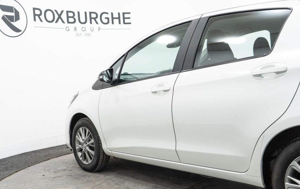 Used Toyota Yaris 2017 for sale - 77407815: Photo 20