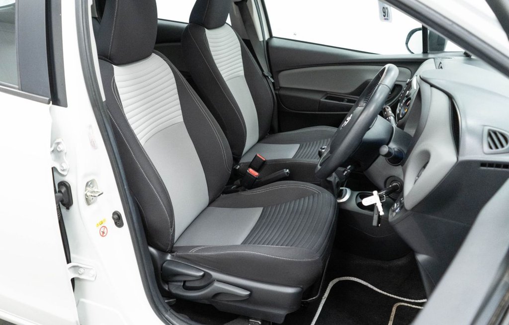 Used Toyota Yaris 2017 for sale - 77407815: Photo 22