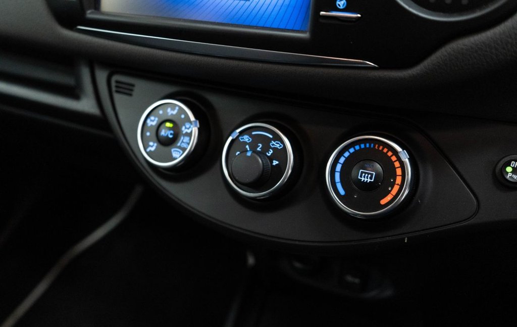 Used Toyota Yaris 2017 for sale - 77407815: Photo 28