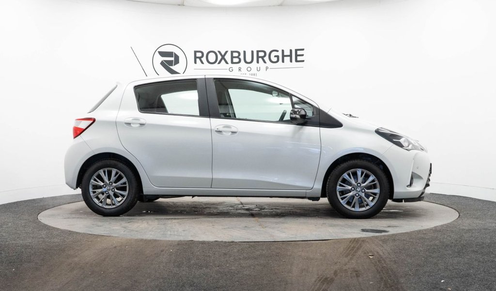 Used Toyota Yaris 2017 for sale - 77407815: Photo 9