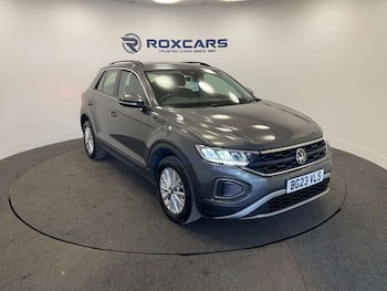 Used Volkswagen T-Roc 2023 for sale - 79421871: Photo