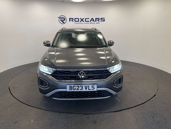 Used Volkswagen T-Roc 2023 for sale - 79421871: Photo