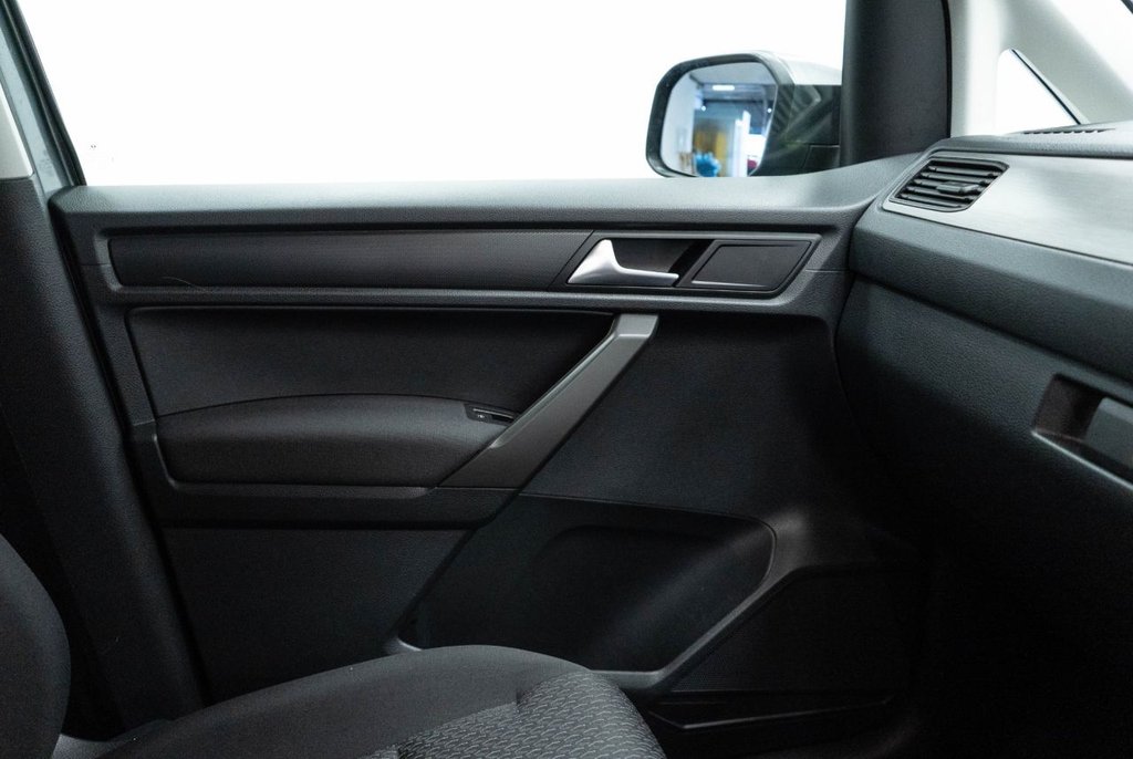 Used Volkswagen Caddy Life 2020 for sale - 77171821: Photo 31