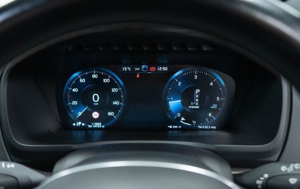 Used Volvo XC90 2017 for sale - 77525930: Photo 25