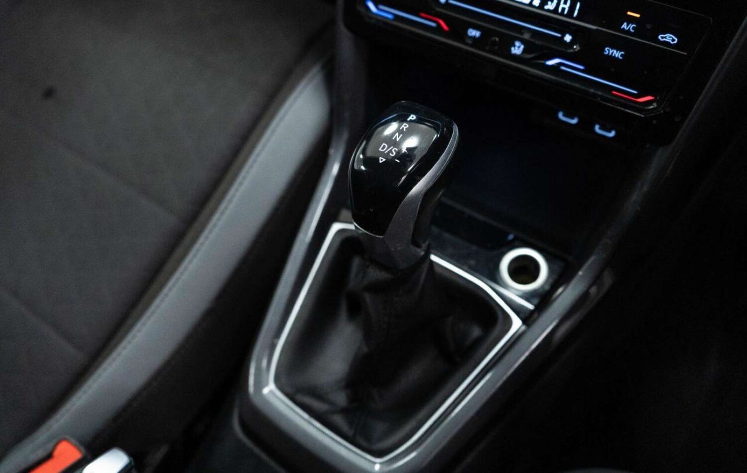 Used Volkswagen T-Cross 2022 for sale - 77930892: Photo 27