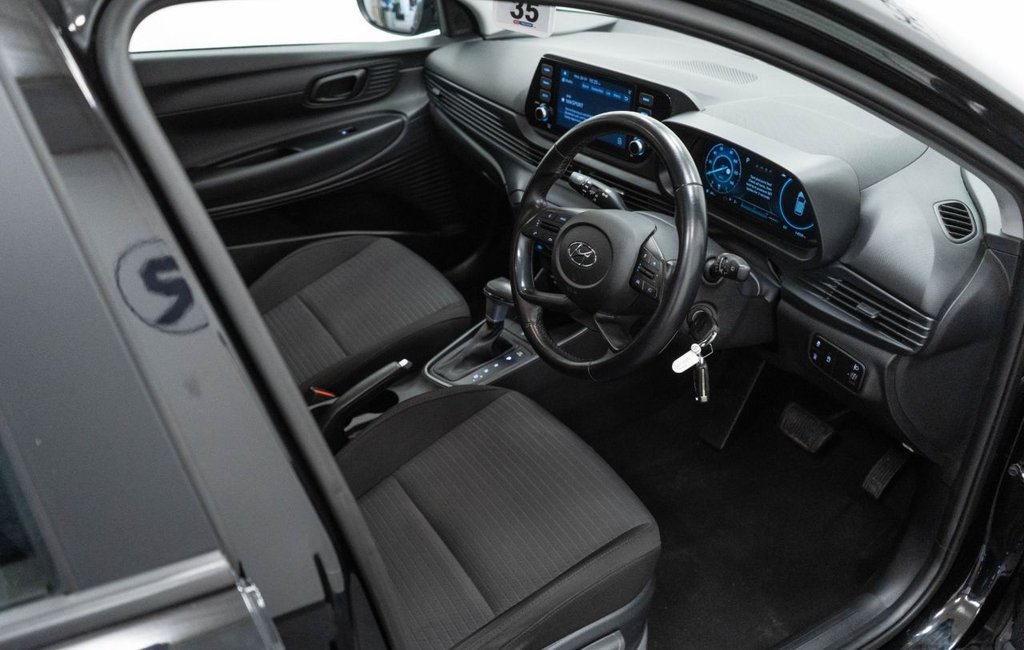 Used Hyundai i20 2022 for sale - 77327840: Photo 21