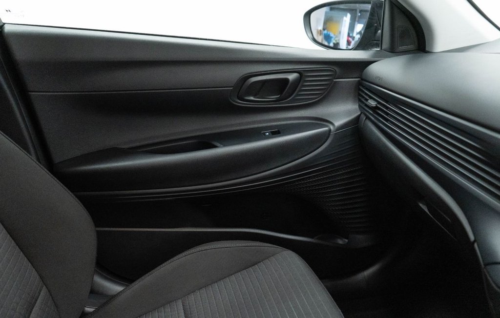 Used Hyundai i20 2022 for sale - 77327840: Photo 31