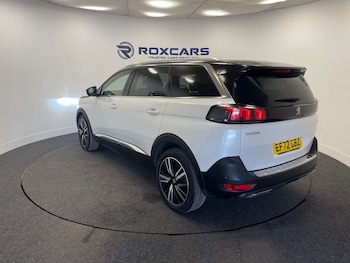 Used Peugeot 5008 2023 for sale - 78857906: Photo