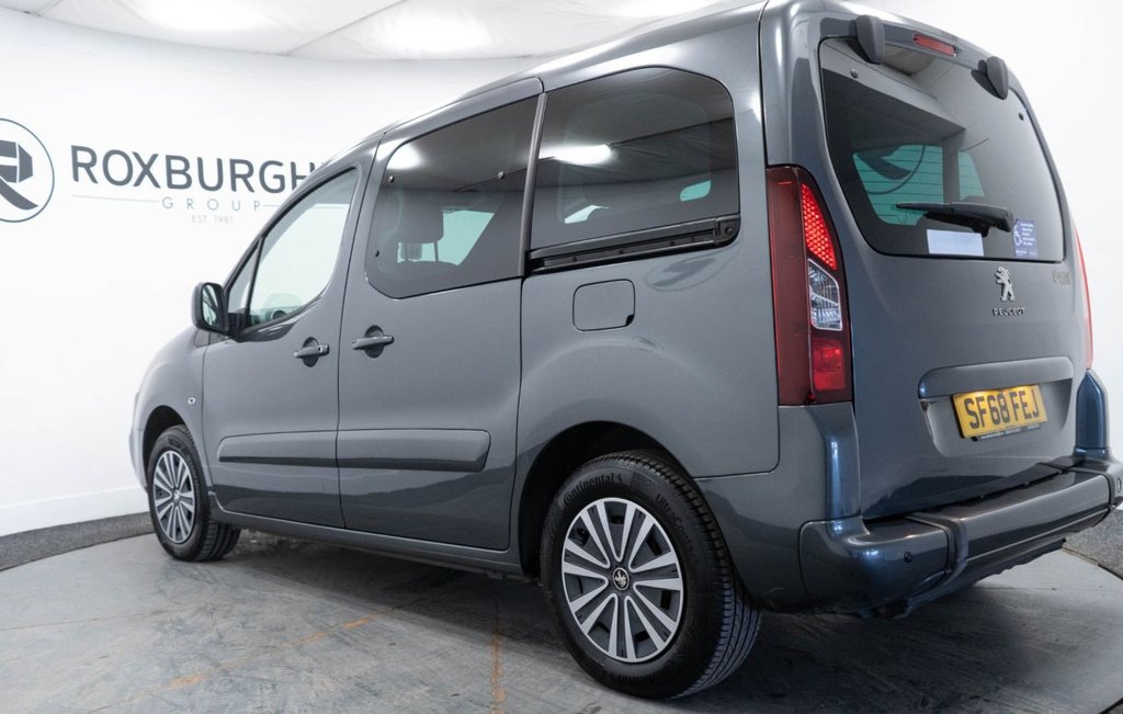 Used Peugeot Partner Tepee 2018 for sale - 77582936: Photo 17