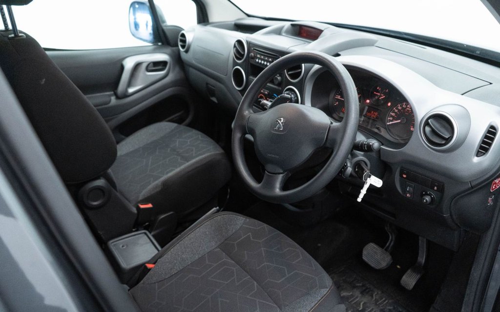 Used Peugeot Partner Tepee 2018 for sale - 77582936: Photo 20