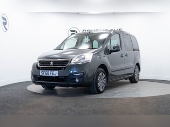 Used Peugeot Partner Tepee 2018 for sale - 77582936: Photo