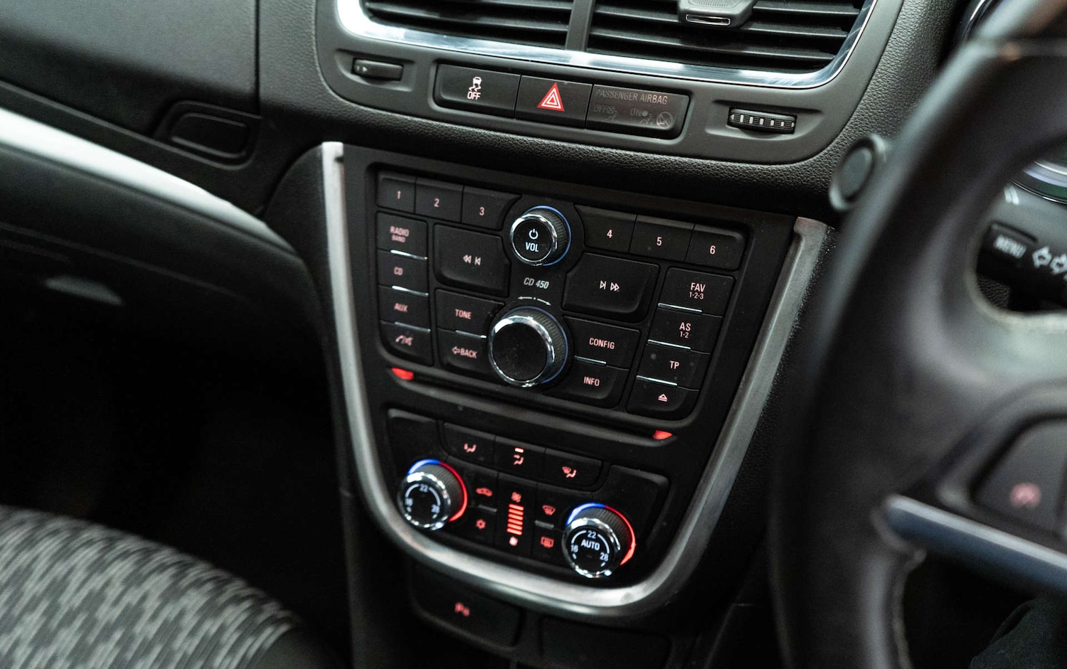 Used Vauxhall Mokka 2015 for sale - 77950473: Photo 28