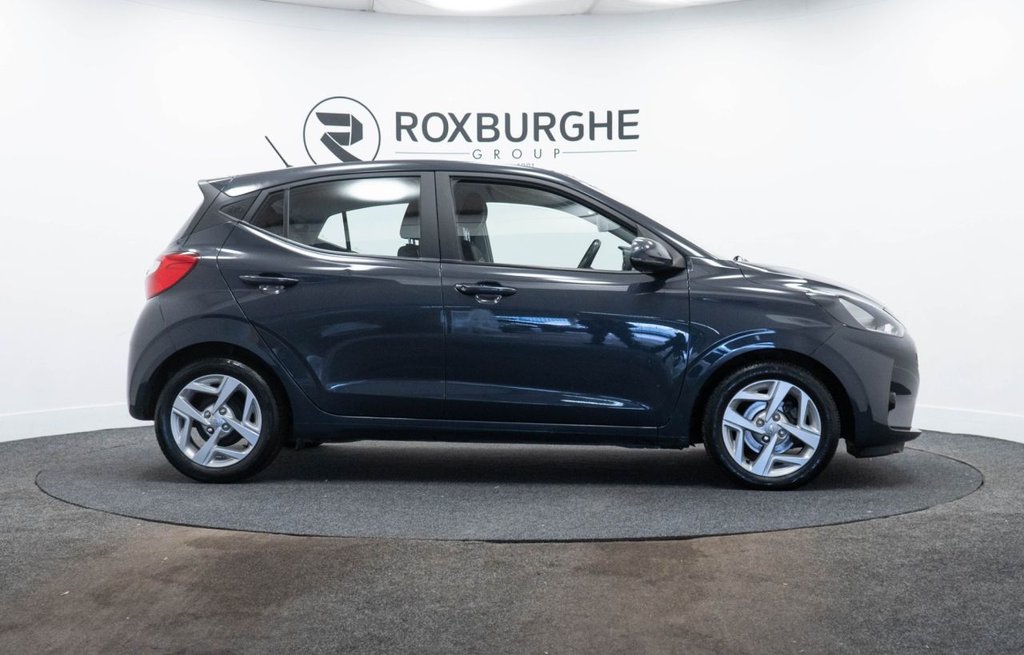 Used Hyundai i10 2023 for sale - 77897490: Photo 9