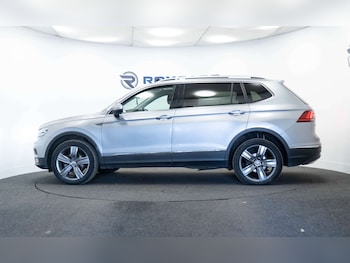 Used Volkswagen Tiguan Allspace 2021 for sale - 79140197: Photo