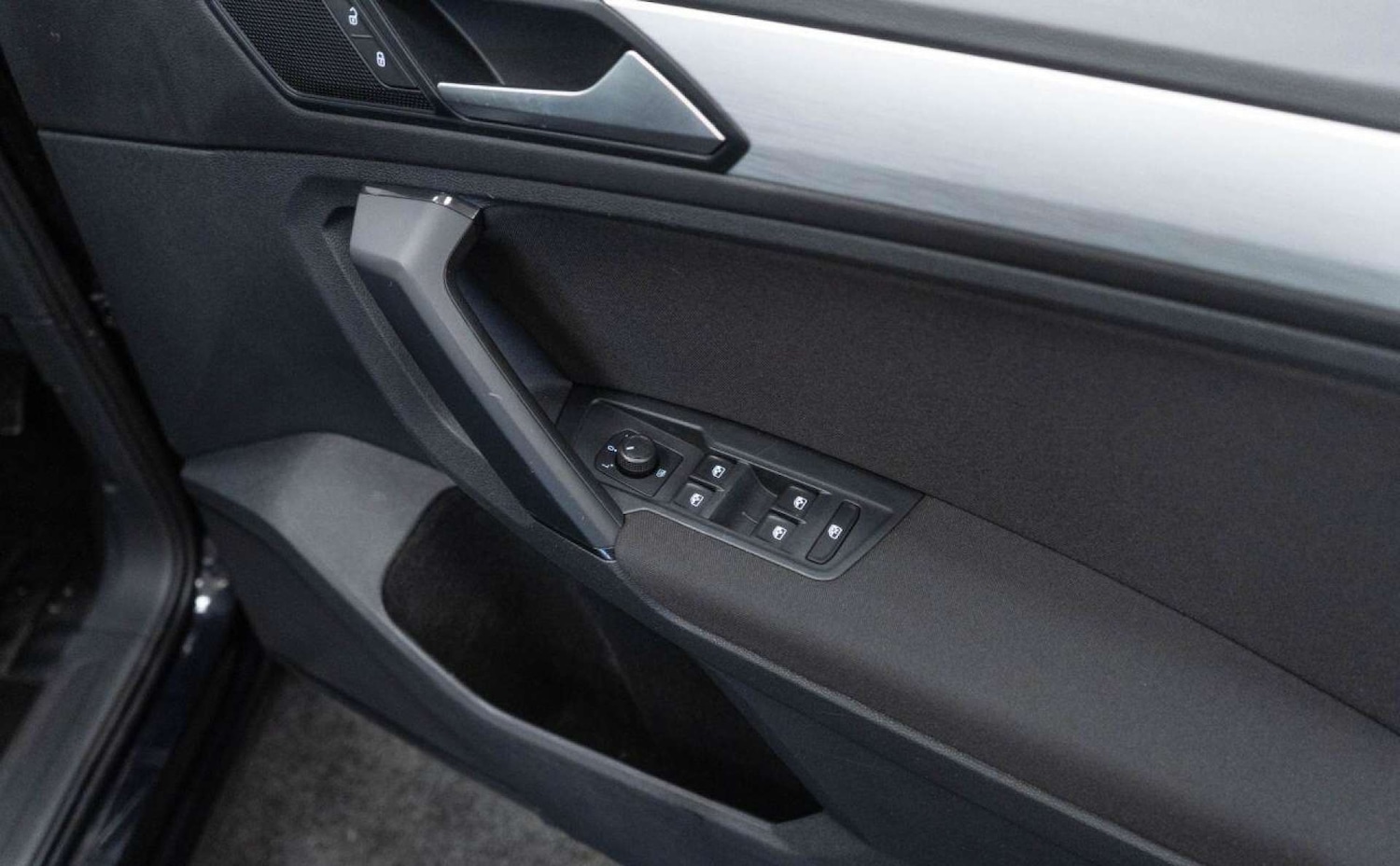 Used Volkswagen Tiguan 2021 for sale - 77930704: Photo 23