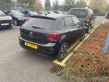 Volkswagen - Polo