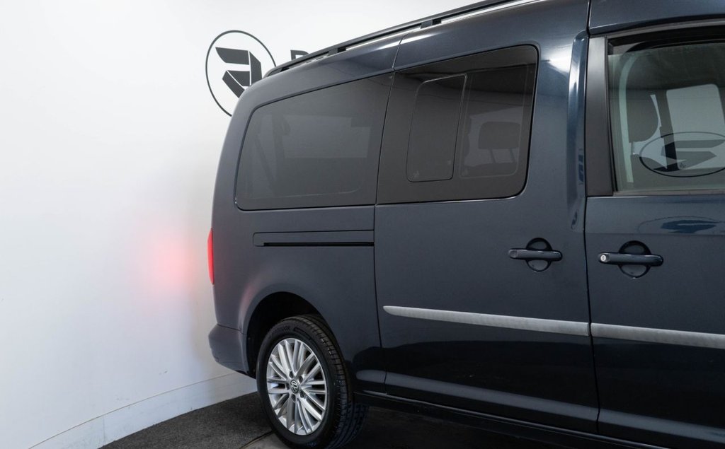 Used Volkswagen Caddy Maxi Life 2018 for sale - 76406189: Photo 14