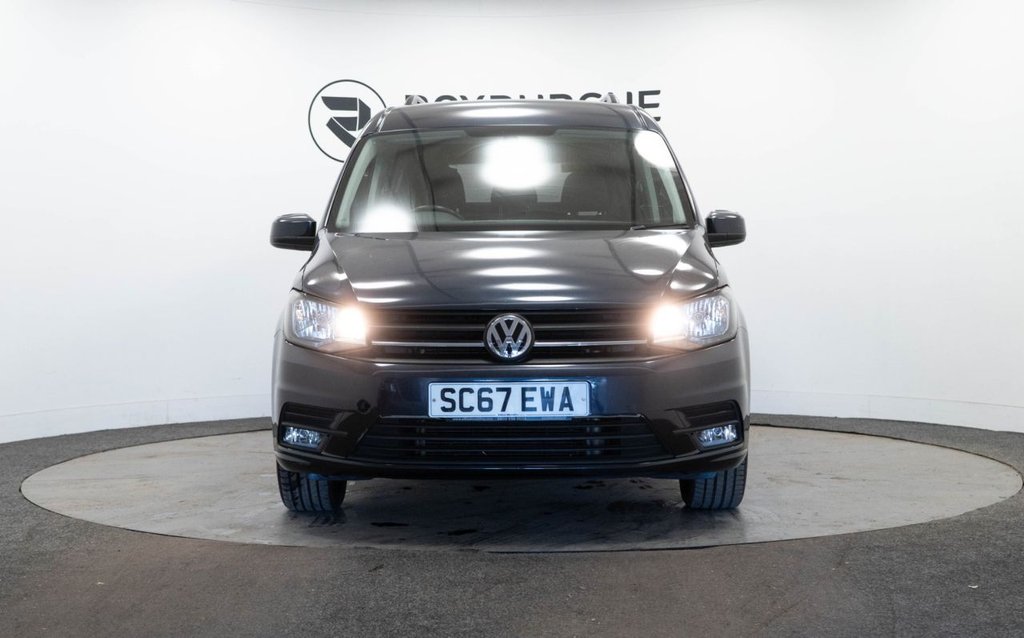 Used Volkswagen Caddy Maxi Life 2018 for sale - 76406189: Photo 2
