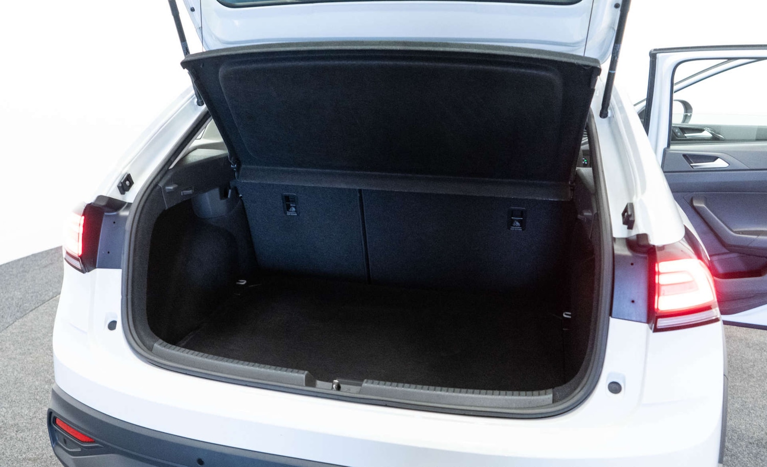 Used Volkswagen Taigo 2024 for sale - 78139208: Photo 36