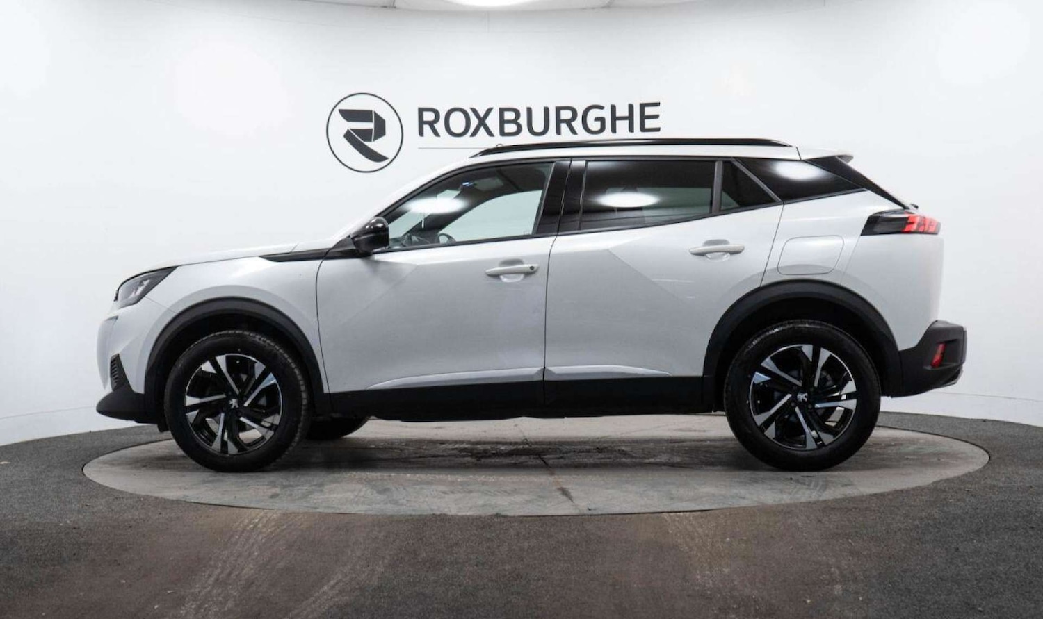 Used Peugeot 2008 2023 for sale - 77930633: Photo 4