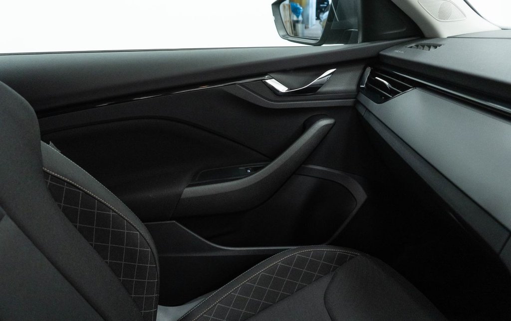 Used Skoda Kamiq 2022 for sale - 76686572: Photo 32
