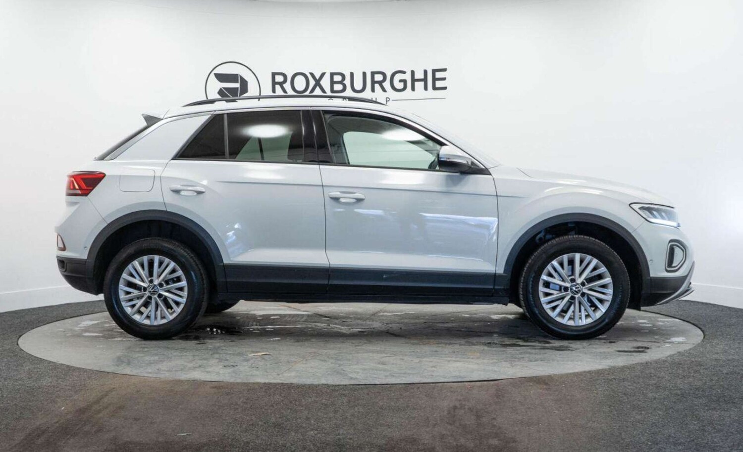 Used Volkswagen T-Roc 2023 for sale - 77930726: Photo 9