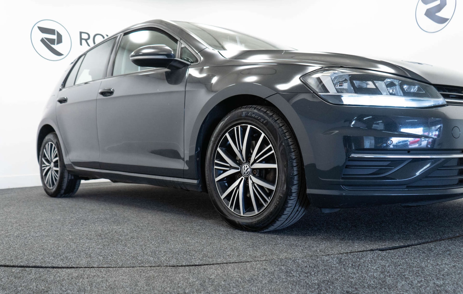 Used Volkswagen Golf 2018 for sale - 78003803: Photo 11