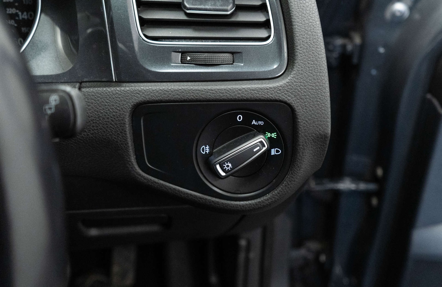 Used Volkswagen Golf 2018 for sale - 78003803: Photo 26